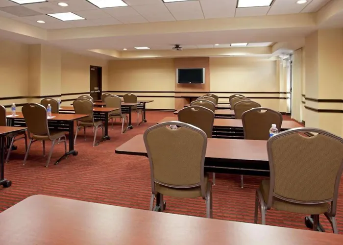 Hotel Homewood By Hilton South Medical District Tulsa