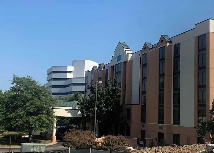 Homewood By Hilton South Medical District 3*