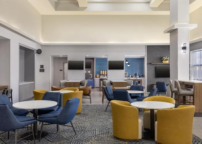 Hotel Homewood By Hilton South Medical District 3*