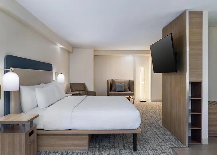 Homewood By Hilton South Medical District Hotel